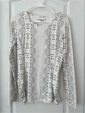 O'Neill Women’s 365 Athletic White patterned Long Sleeve
